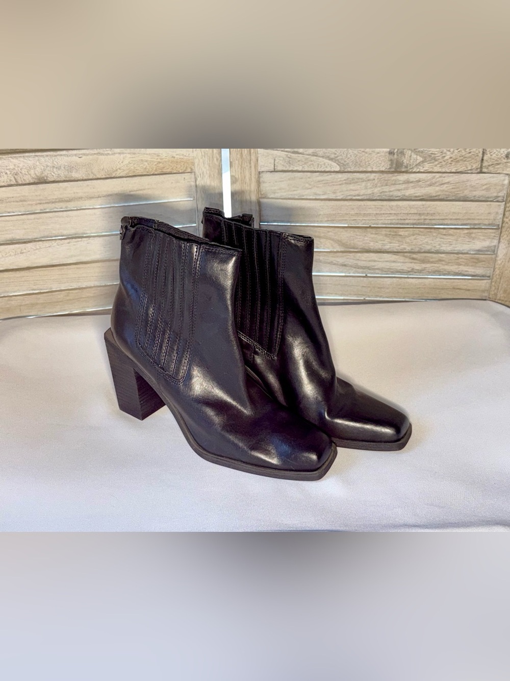 Sam Edelman Emalia Leather Block Heel Chelsea Booties Black 9.5 39.5